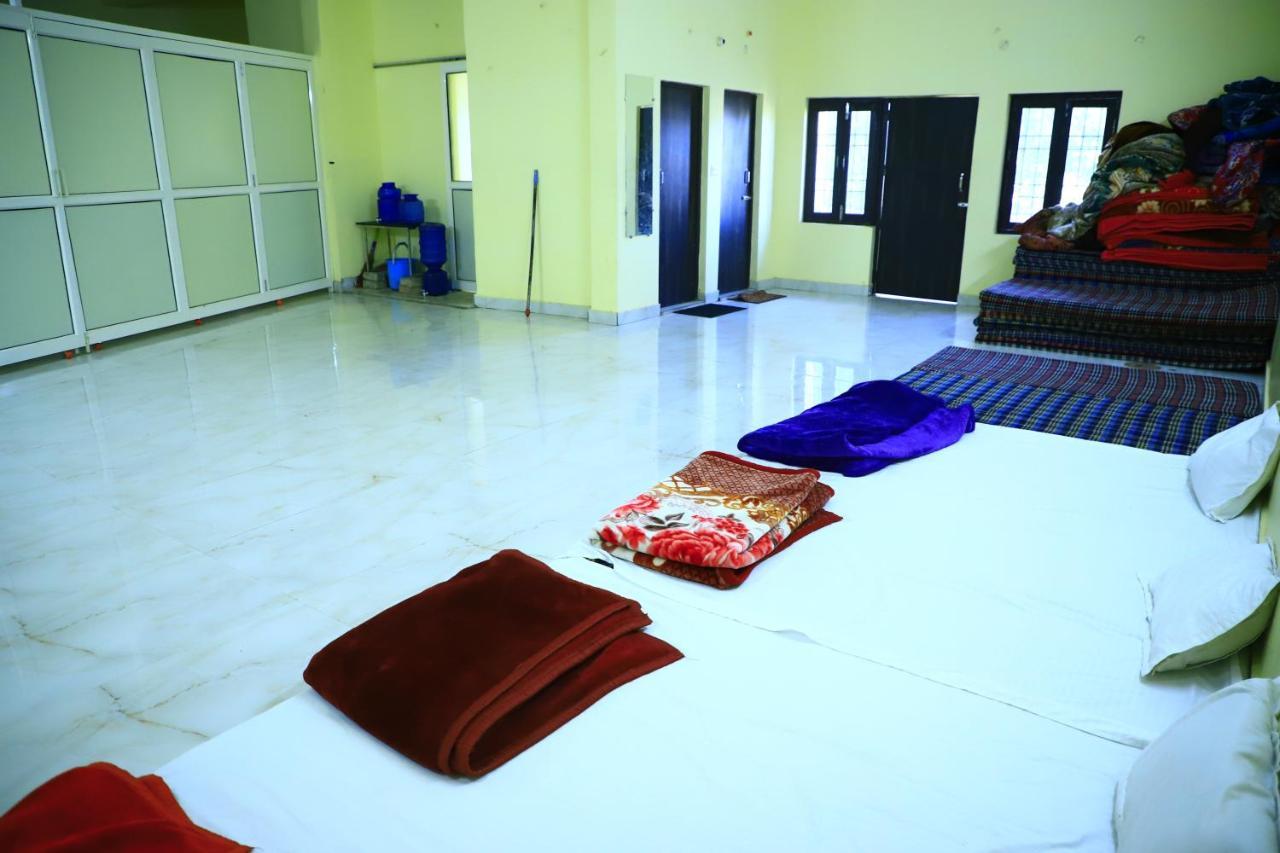 Shivraj Homestay Mathura Εξωτερικό φωτογραφία