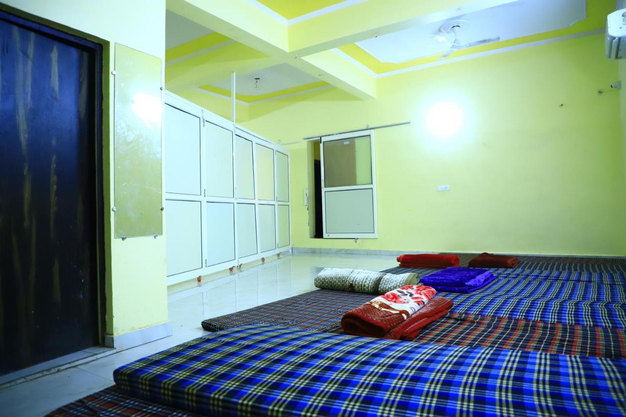 Shivraj Homestay Mathura Εξωτερικό φωτογραφία