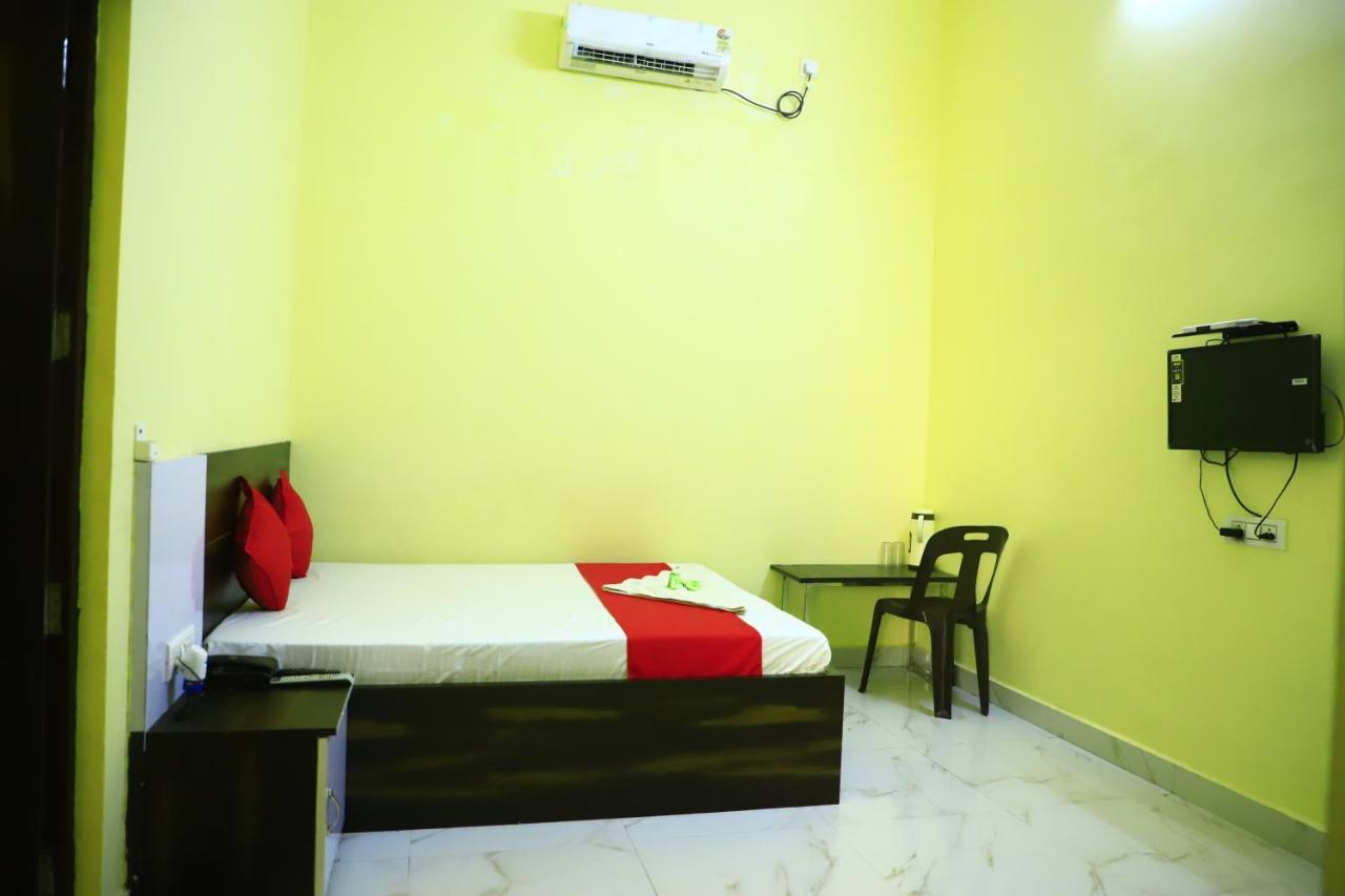 Shivraj Homestay Mathura Εξωτερικό φωτογραφία