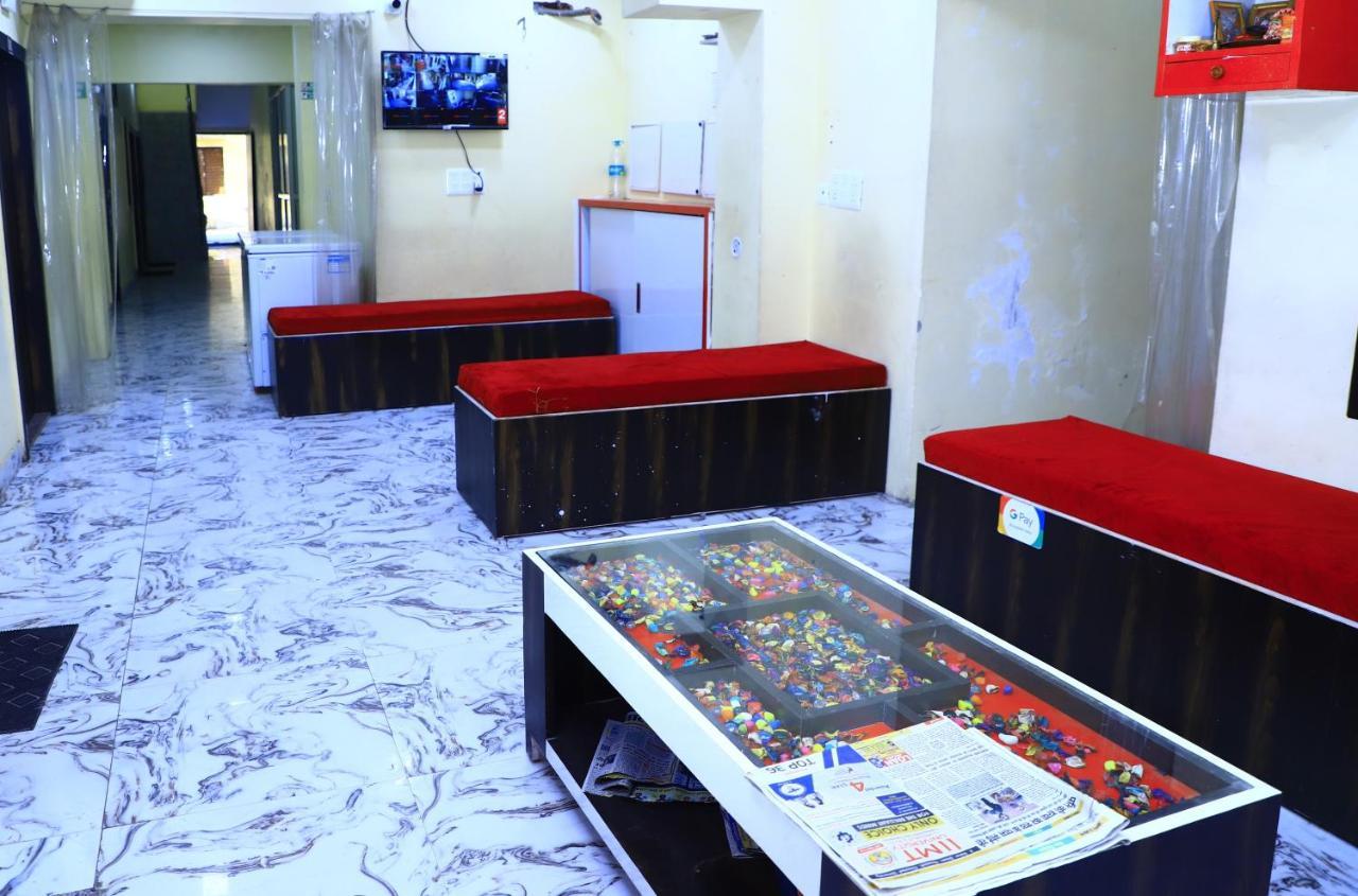 Shivraj Homestay Mathura Εξωτερικό φωτογραφία